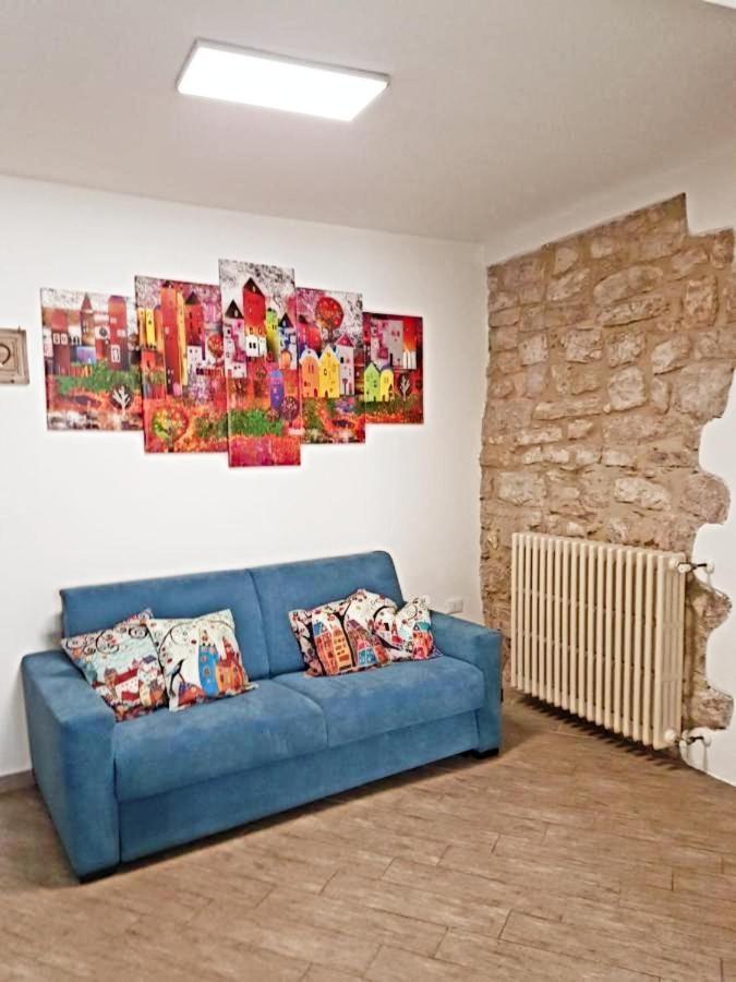 דירות Collestatte Borgo Nel Tempo מראה חיצוני תמונה